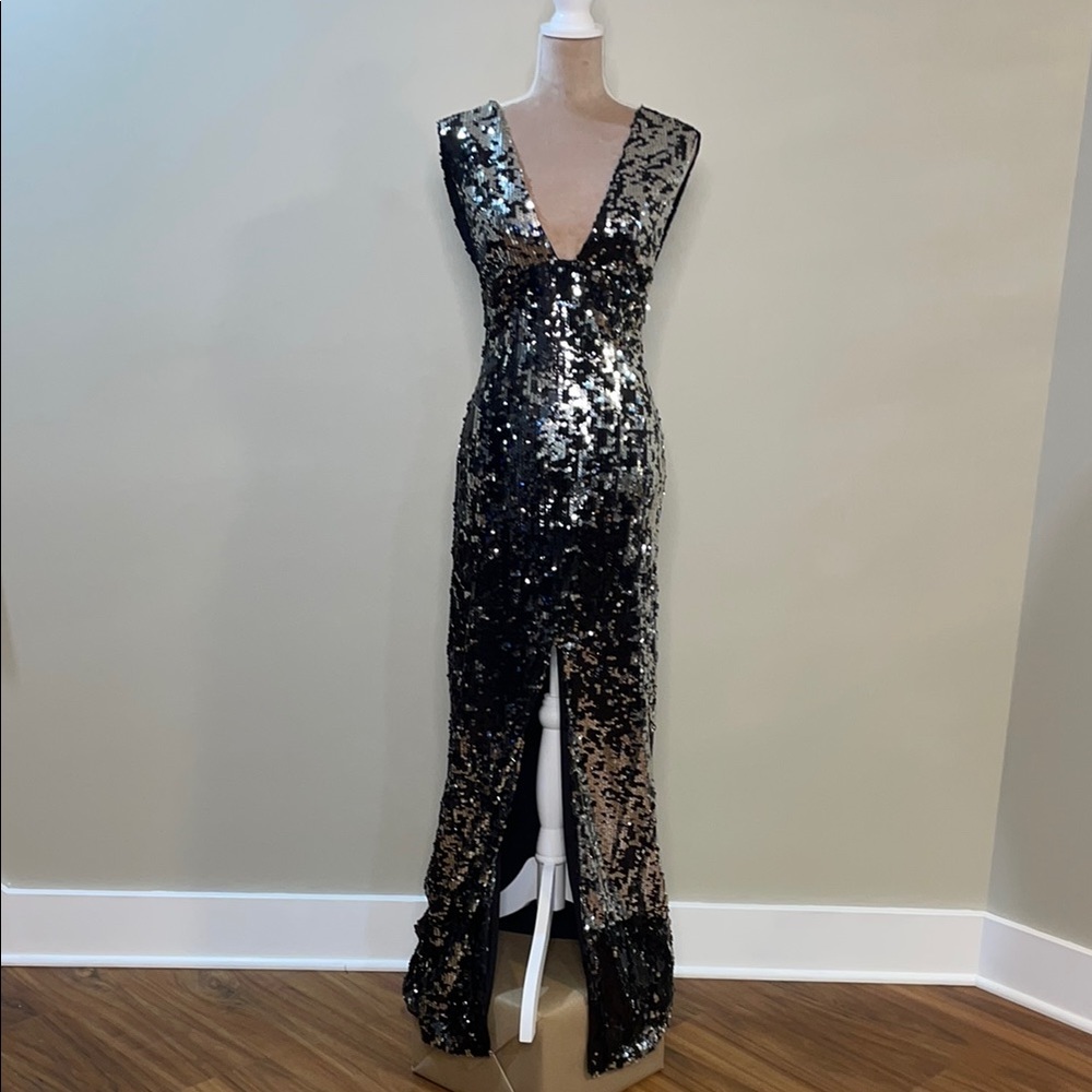 Rachel Zoe Black & Silver Sequin Sleeveless Plunge Neckline Women’s Dress - Picture 2 of 12